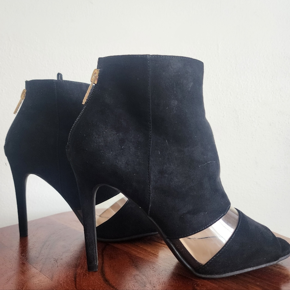 Guess Peep Toe Booties In Black Suede And Clear PVC Size 7.5 - Picture 5 of 11